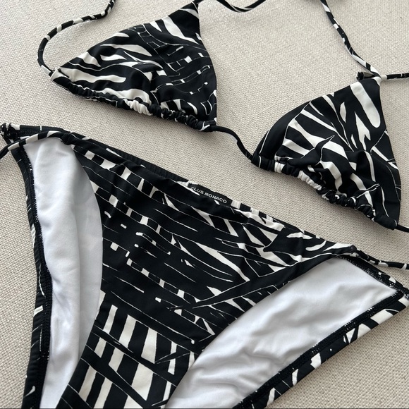 CLUB MONACO Black and White Zebra Triangle Bikini - Picture 3 of 6